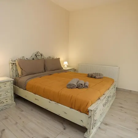 Holiday home Yiasemi Maison