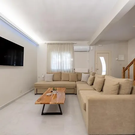 Yiasemi Maison 펜션 Alepou